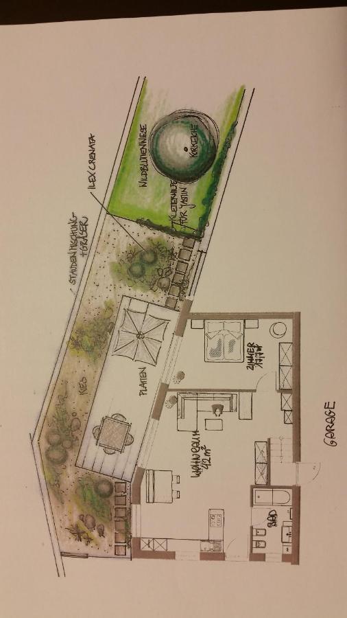Ruhige Ferienwohnung Mit Garten Und Garage In Privatvilla 말렝고 외부 사진